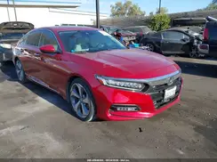 1HGCV2F95JA000637 2018 HONDA ACCORD
