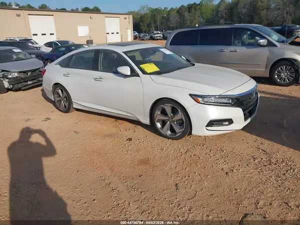 1HGCV2F95JA003859 2018 HONDA ACCORD - Image 1
