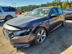 1HGCV2F95JA006065 2018 HONDA ACCORD