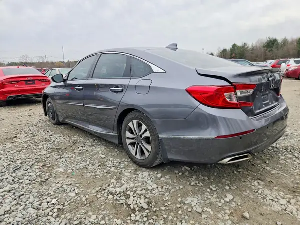 1HGCV2F95JA006132 2018 HONDA ACCORD - Image 2