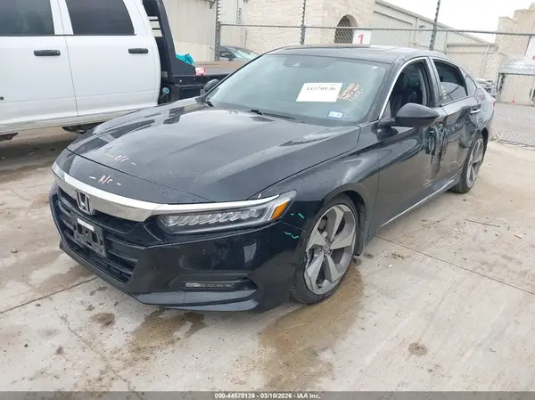 1HGCV2F95JA013016 2018 HONDA ACCORD - Image 2