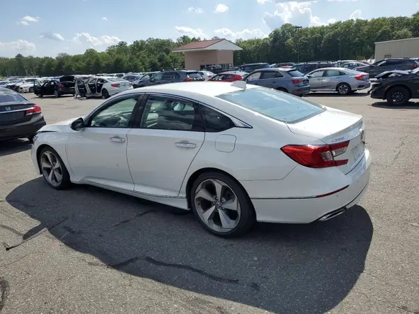 1HGCV2F95JA014750 2018 HONDA ACCORD - Image 2