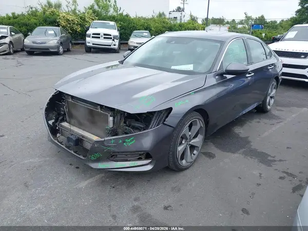 1HGCV2F95JA016515 2018 HONDA ACCORD - Image 2
