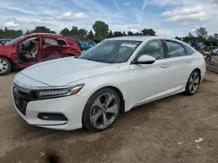 1HGCV2F95JA020922 2018 HONDA ACCORD
