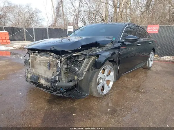 1HGCV2F95JA028003 2018 HONDA ACCORD - Image 2