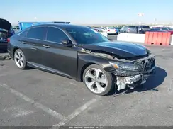 1HGCV2F95JA037820 2018 HONDA ACCORD