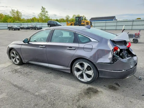 1HGCV2F95JA038305 2018 HONDA ACCORD - Image 2