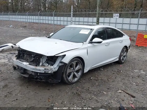 1HGCV2F95JA040894 2018 HONDA ACCORD - Image 2