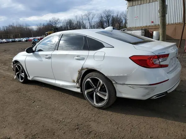 1HGCV2F95KA026754 2019 HONDA ACCORD - Image 2