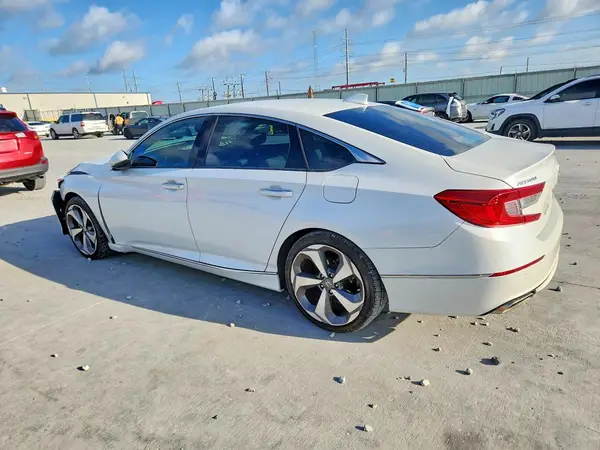 1HGCV2F95LA020695 2020 HONDA ACCORD - Image 2