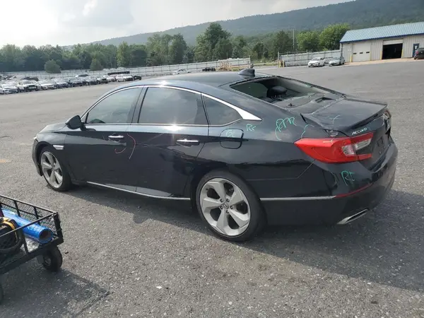 1HGCV2F96JA001876 2018 HONDA ACCORD - Image 2
