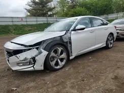 1HGCV2F96JA002526 2018 HONDA ACCORD