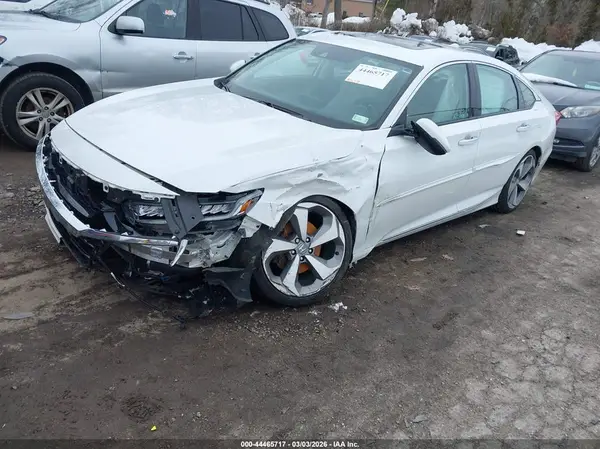 1HGCV2F96JA005619 2018 HONDA ACCORD - Image 2
