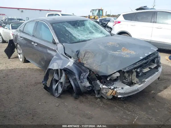 1HGCV2F96JA006088 2018 HONDA ACCORD - Image 1
