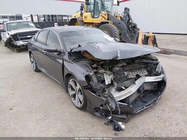 1HGCV2F96JA007130 2018 HONDA ACCORD - Image 1
