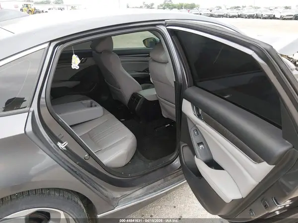 1HGCV2F96JA007130 2018 HONDA ACCORD - Image 8