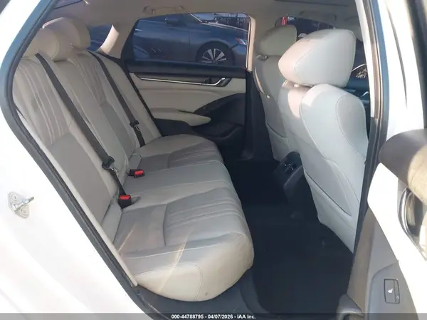 1HGCV2F96JA007970 2018 HONDA ACCORD - Image 8