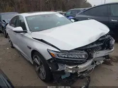 1HGCV2F96JA017205 2018 HONDA ACCORD