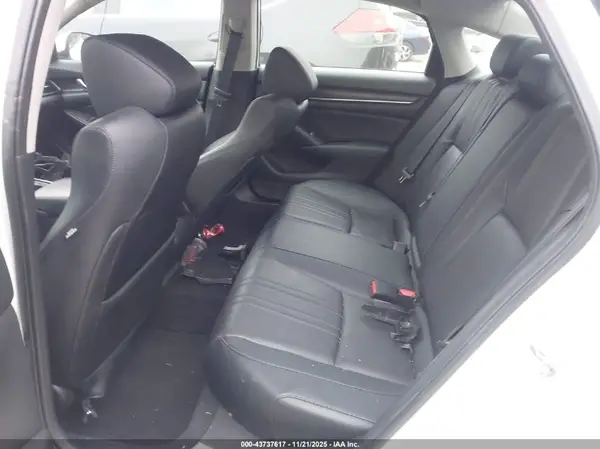 1HGCV2F96JA017205 2018 HONDA ACCORD - Image 8