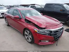 1HGCV2F96JA020735 2018 HONDA ACCORD
