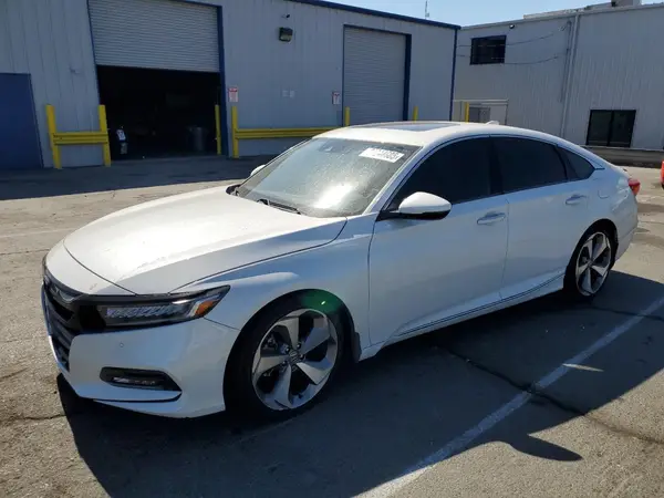 1HGCV2F96JA023604 2018 HONDA ACCORD - Image 1
