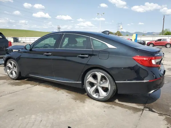 1HGCV2F96JA023666 2018 HONDA ACCORD - Image 2