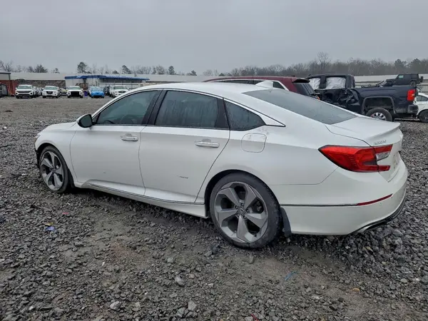 1HGCV2F96JA031251 2018 HONDA ACCORD - Image 2