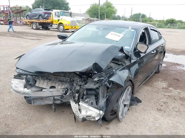 1HGCV2F96JA031816 2018 HONDA ACCORD - Image 2