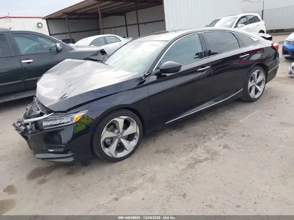 1HGCV2F96JA031850 2018 HONDA ACCORD - Image 2