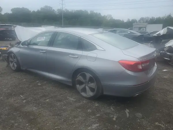 1HGCV2F96JA039950 2018 HONDA ACCORD - Image 2