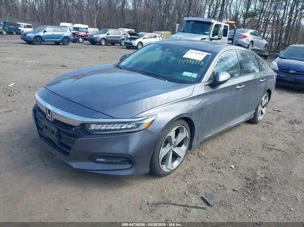 1HGCV2F96JA044663 2018 HONDA ACCORD - Image 2