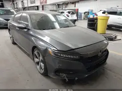 1HGCV2F96JA045473 2018 HONDA ACCORD