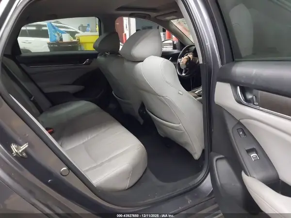 1HGCV2F96JA045473 2018 HONDA ACCORD - Image 8