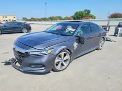 1HGCV2F96JA052620 2018 HONDA ACCORD