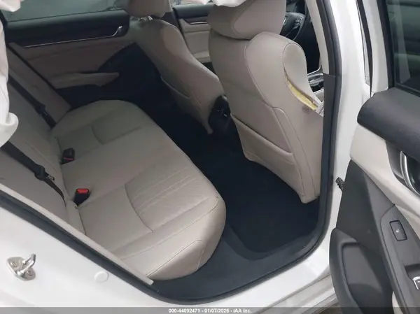 1HGCV2F96KA003970 2019 HONDA ACCORD - Image 8