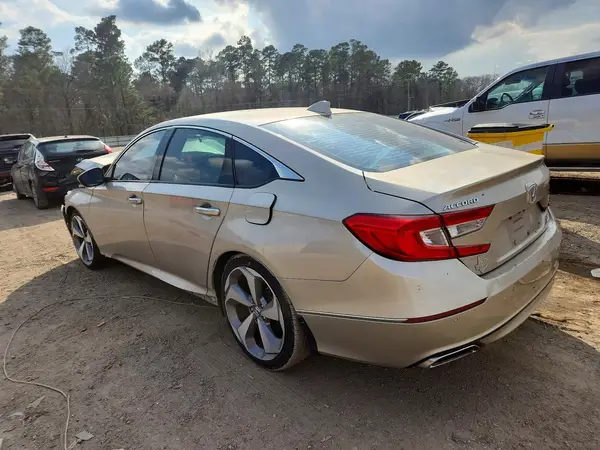 1HGCV2F96KA004343 2019 HONDA ACCORD - Image 2