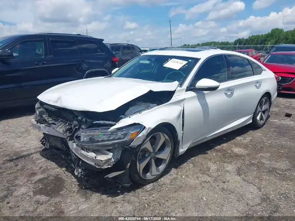 1HGCV2F96KA015987 2019 HONDA ACCORD - Image 2