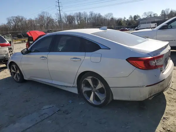 1HGCV2F96KA017139 2019 HONDA ACCORD - Image 2