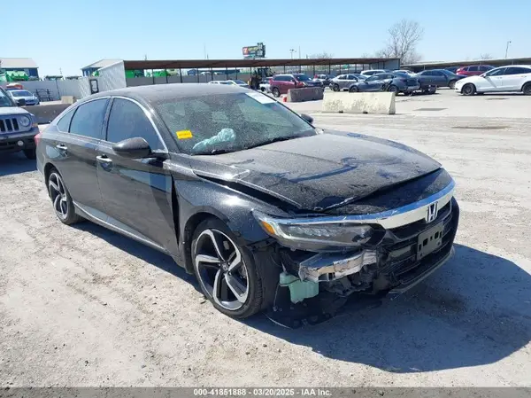 1HGCV2F96KA034782 2019 HONDA ACCORD - Image 1