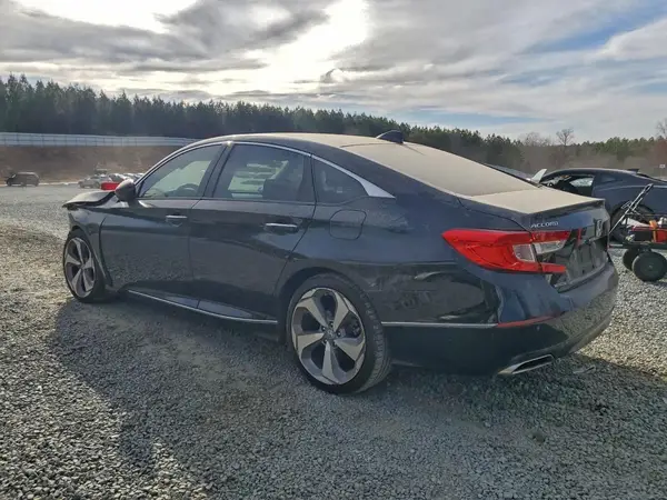 1HGCV2F96LA008877 2020 HONDA ACCORD - Image 2