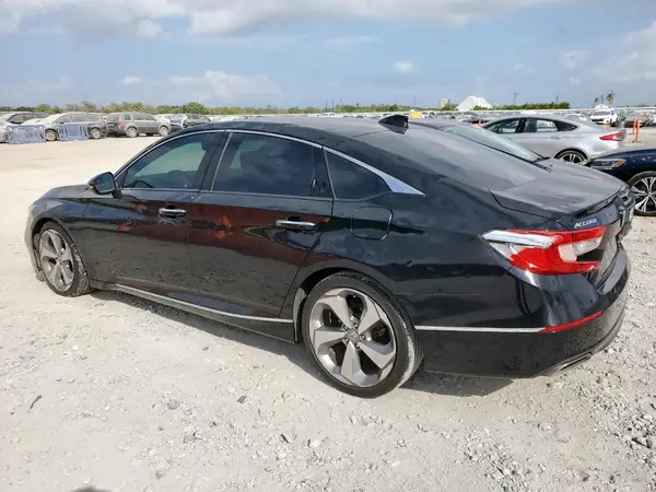1HGCV2F97JA000963 2018 HONDA ACCORD - Image 2