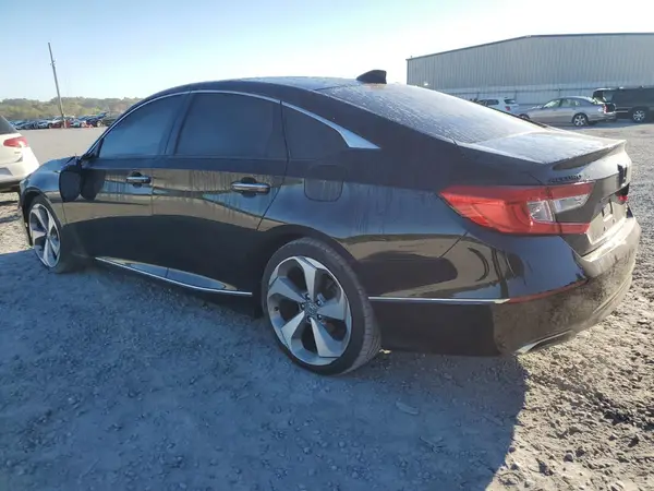 1HGCV2F97JA001840 2018 HONDA ACCORD - Image 2