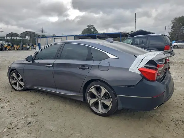 1HGCV2F97JA016516 2018 HONDA ACCORD - Image 2