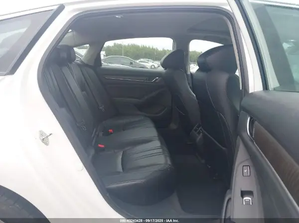 1HGCV2F97JA016967 2018 HONDA ACCORD - Image 8