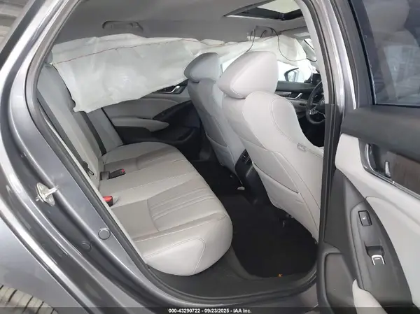 1HGCV2F97JA017438 2018 HONDA ACCORD - Image 8