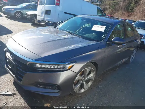 1HGCV2F97JA019786 2018 HONDA ACCORD - Image 2
