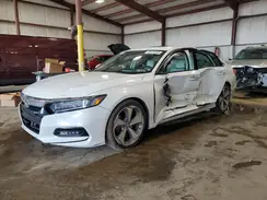 1HGCV2F97JA021828 2018 HONDA ACCORD