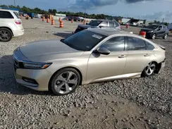 1HGCV2F97JA022767 2018 HONDA ACCORD