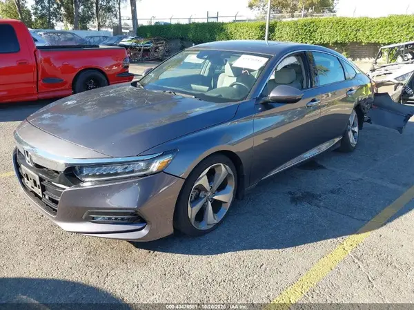 1HGCV2F97JA027614 2018 HONDA ACCORD - Image 2