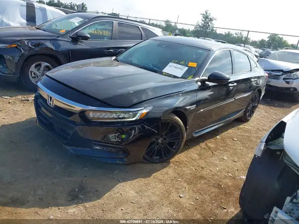 1HGCV2F97JA027967 2018 HONDA ACCORD - Image 2